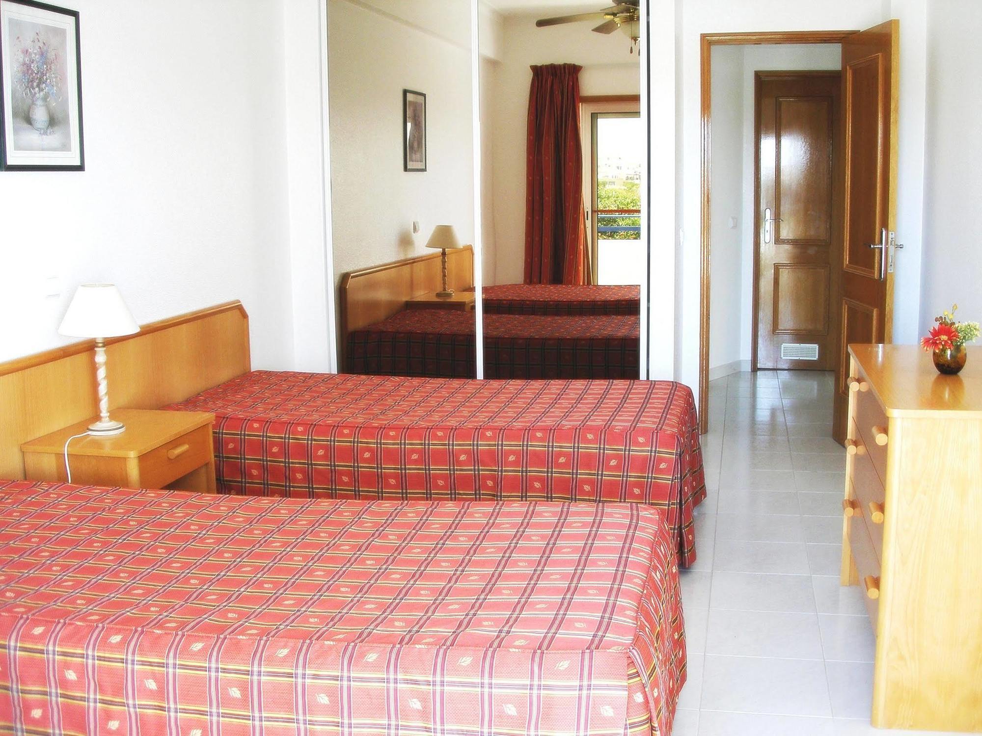 Ukino Terrace Algarve Concept Aparthotel Porches  Bagian luar foto